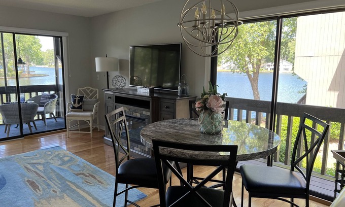 Pinehurst Condo | Lake Pinehurst views just minutes away from dozens of golf courses!