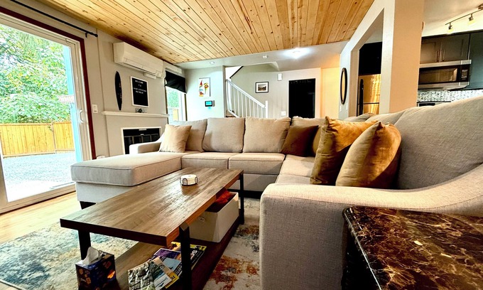 West Lake Stevens House | Ｌａｋｅ Ｓｔｅｖｅｎｓ Ｒｅｔｒｅａｔ