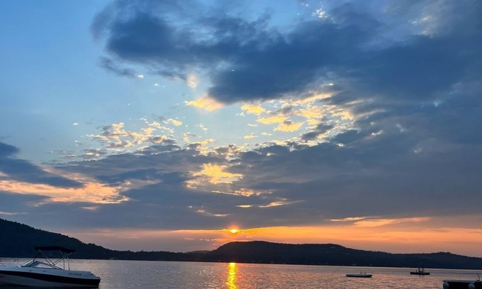 Mount Sunapee House | Lake Sunapee- above it all, High-up Hideaway! Lake Swim Ski Hike- ALL Year FUN
