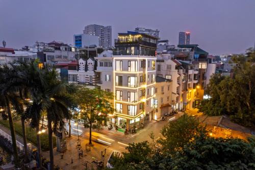 Thuy Khue Hotel | Lake View Hotel