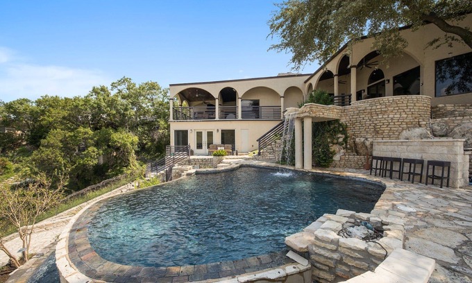 Lakeway House | Lake Views + Pool & Waterfall - Lake Travis Vista!