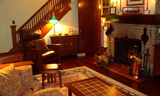 Thompson Cottage | Lakefront 1920's Craftsman on Fiddle Lake - Vacation in Stickley Style