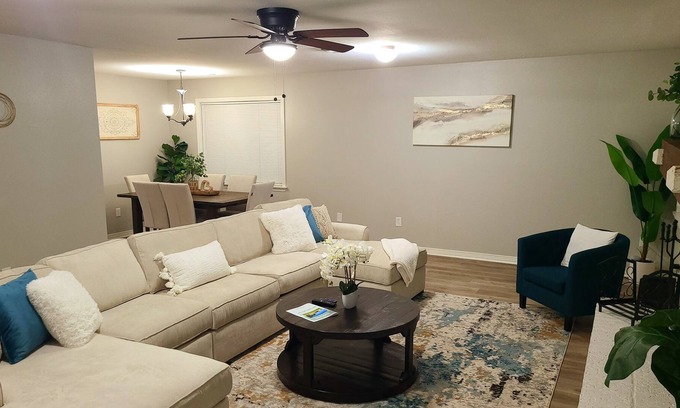 Natchitoches House | Lakefront 3bd Family Home - Up to 8 guests