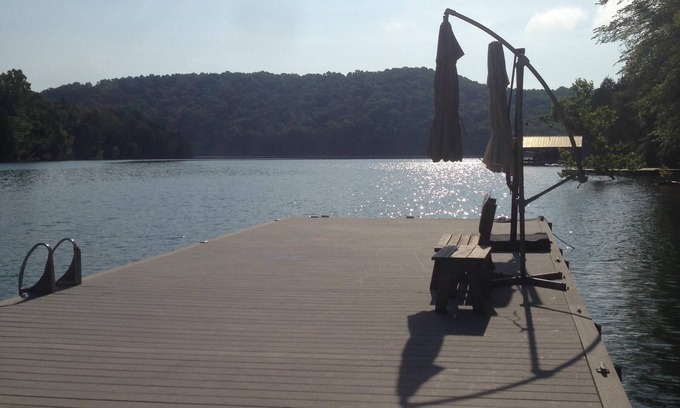 La Follette House | Lakefront 5 BR Vacation Home w/Large Private Dock- Only 12 Steps to the lake!