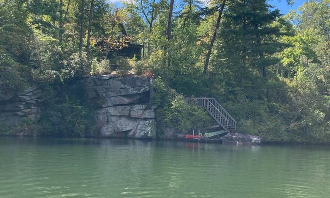 Tallulah Falls Cabin | Lakefront A-Frame steps from Tallulah Gorge and 90 minute drive from Atlanta