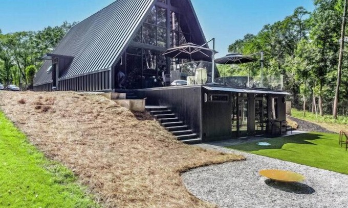 Reed Creek House | Lakefront A-Hole Retreat w/Dock