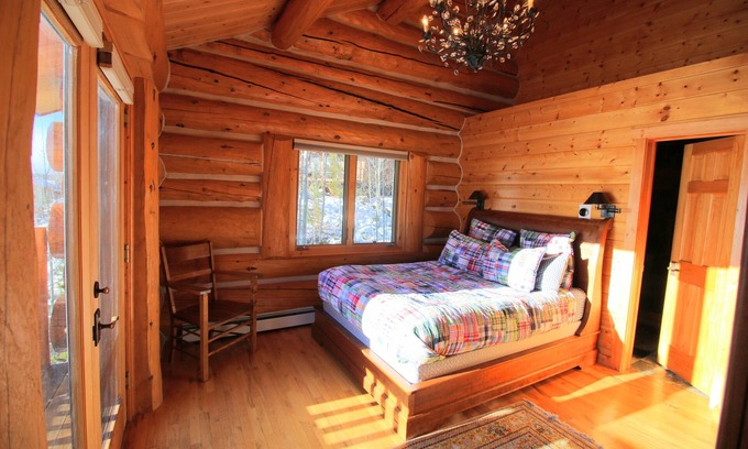 Grand Lake Cabin | Lakefront Beauty