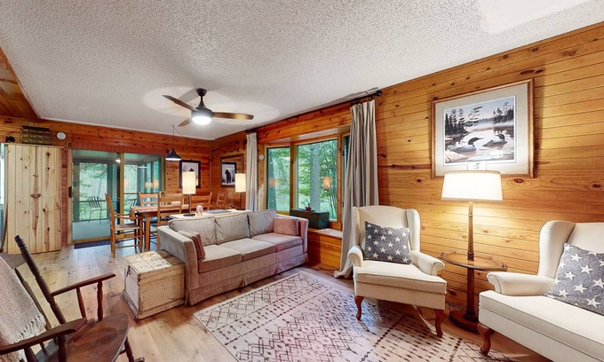 Woodruff Cabin | Lakefront cabin with kayaks, firepit, dock & spacious interior
