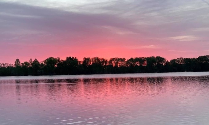 Coosa RV Rental | Lakefront Camping at its Finest