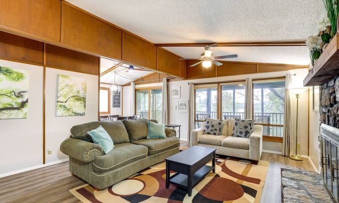 Lost Bridge Village House | Lakefront Garfield Retreat w/ Deck, Patio, & Views