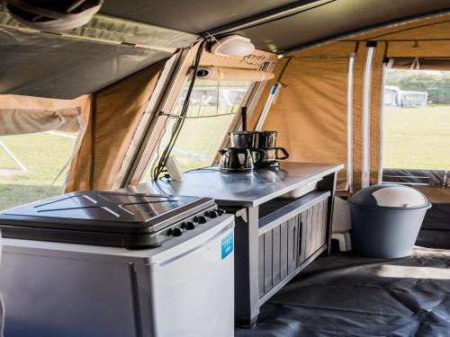 Herpelmont Other | Lakefront Glamping w Pets