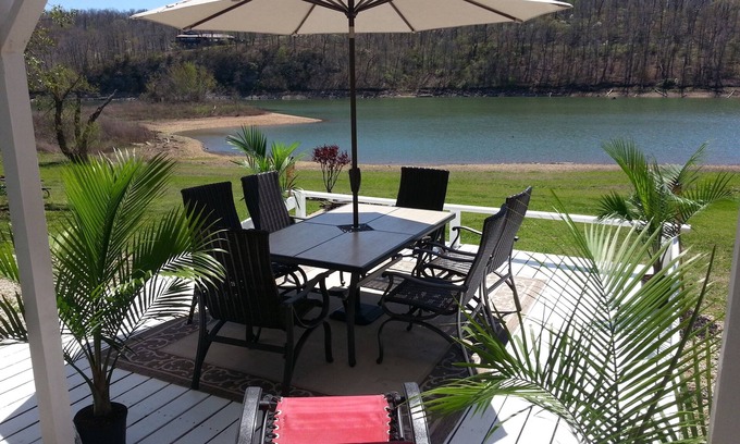 Rogers Apartment | Lakefront has Spectacular View plus Easy Access!