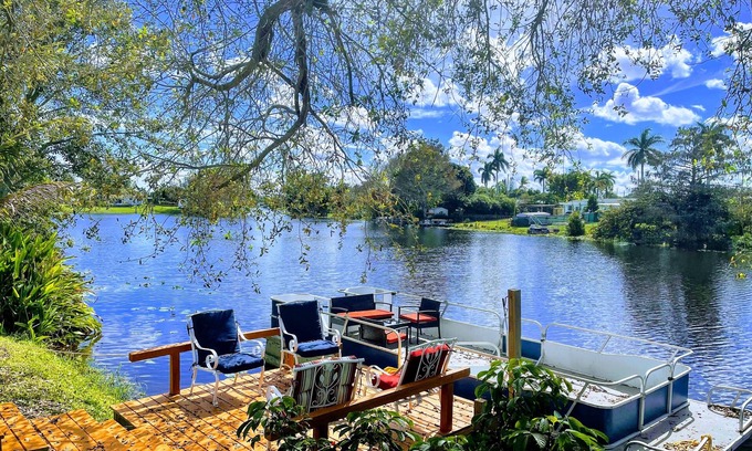 Palm Springs House | Lakefront, Heated Pool, Hot Tub, Family-Friendly & Near Beach