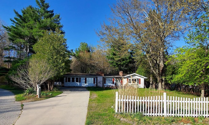 Silver Lake House | Lakefront home on Silver Lake centrally located between the dunes and town.
