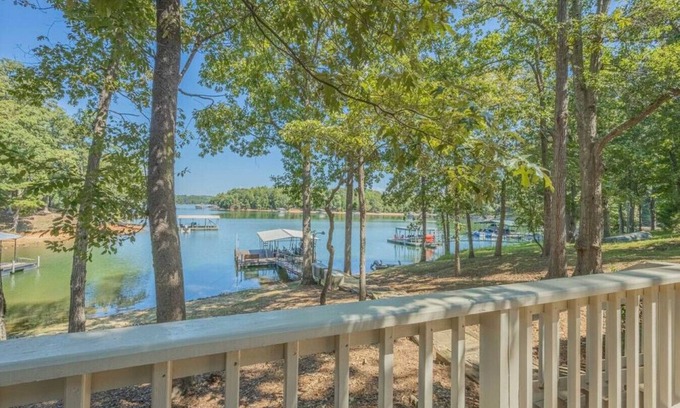 Lavonia House | Lakefront Home Perfectly Styled, Clean, and Modern