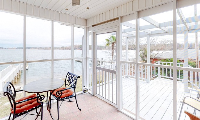 Leesville House | Lakefront Home w/ Dock, High-Speed WiFi, Lake View, Central AC, and Washer/Dryer