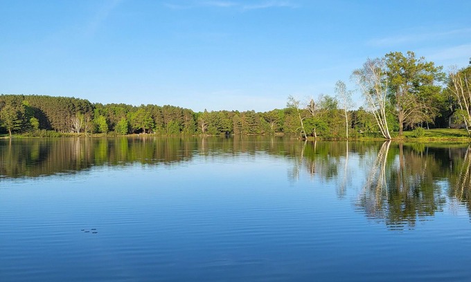 Tomahawk House | Lakefront House