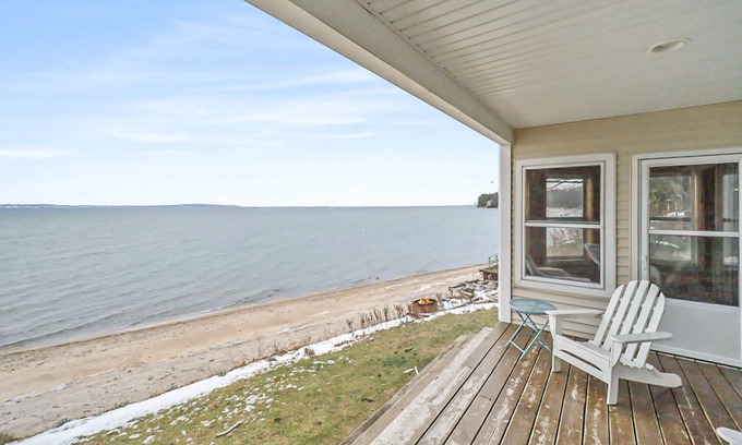 Elk Rapids House | Lakefront house with beach access, firepit, & gas grill - snowbird friendly
