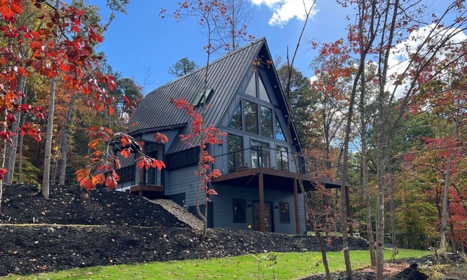 Seneca Cottage | Lakefront Keowee Luxury Cottages 129