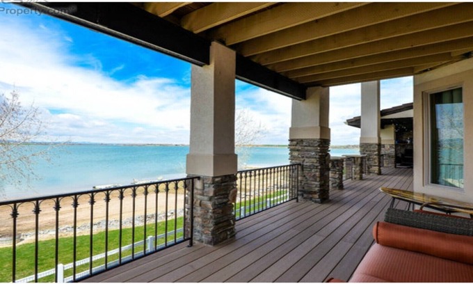 Loveland House | LAKEFRONT: LARGE HOME WITH WONDERFUL LAKE AND MOUNTAIN VIEWS
