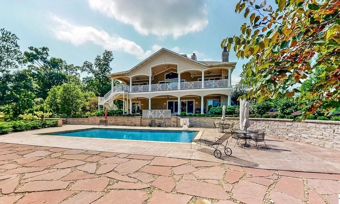 Grand Rivers House | Lakefront luxury in Western KY recreation area. Lake Barkley, Kentucky Lake, LBL