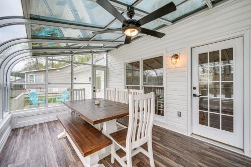 Milledgeville House | Lakefront Milledgeville Home with Private Dock!