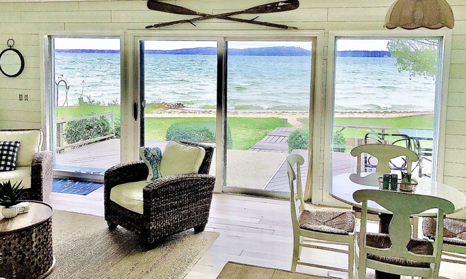 Beulah House | LAKEFRONT- On Big Platte Lake- COZY MODERN VINTAGE RETREAT