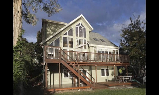 Liberty Lake House | Lakefront Retreat