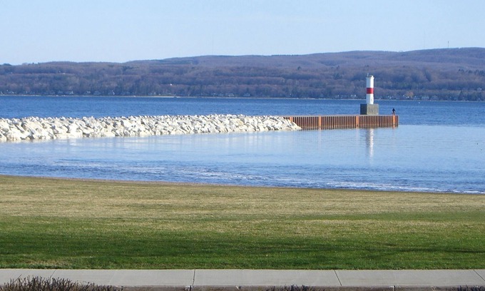 Petoskey House | Lakefront View - Location . . . Location . . . Location