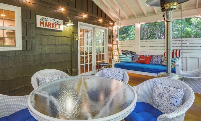 Lakemont Cottage | Lakemont Vacation Rental w/Screened-In Porch!