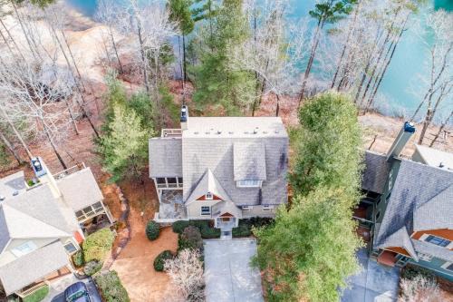Big Canoe House | Lakes Edge Lodge - Water Views Community Golf