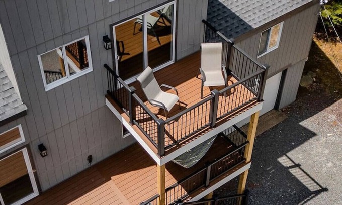 Briar Crest Woods House | Lakeside at Elk Lodge W/Hot Tub