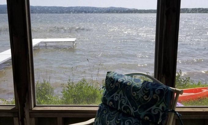 Frankfort Cottage | Lakeside Cottage #2, Waterfront on Upper Herring Lake, AC, Kayaks, SUPs, Rowboat