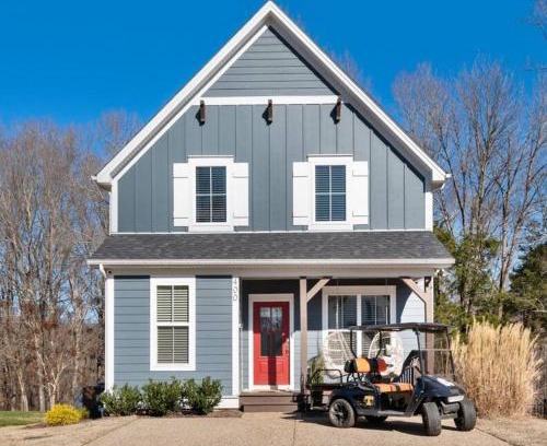 Tullahoma House | Lakeside Cottage w/Golf Cart, Hot Tub, & Fire Pit