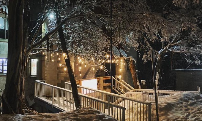 Falls Creek Hotel | Lakeside Falls Creek