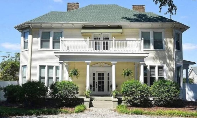 Florence House | Lakeside Highlands Estate