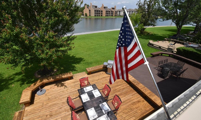 Walden on Lake Conroe House | Lakeside Retreat at Walden offering resort-style amenities