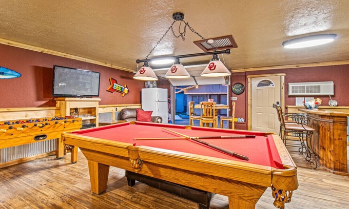 Eufaula House | Lakeside Retreat & Game Haven!