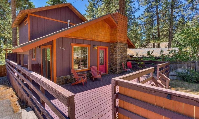 Brockway House | Lakeside Serenity Retreat-Lake Tahoe