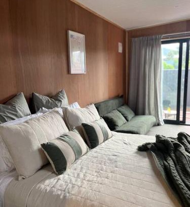 Lowburn House | Lakeside Tiny Home