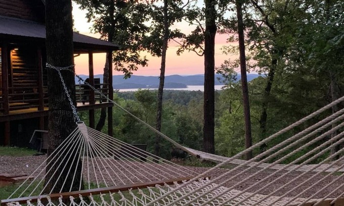 Broken Bow Cabin | Lakeview, golf, trails, near river & attractions, backs to National Forest