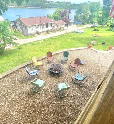 Shell Knob House | Lakeview Landing! 2 min walk to lake, boat parking