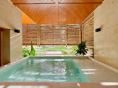 District 7 Apartment | Lakeview Park Retreat - Private Pool Duplex - Garden Sanctuary