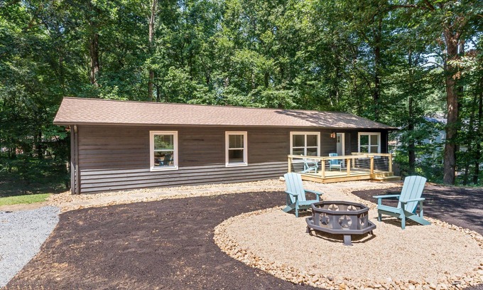 Mineral House | Lakeview Retreat!