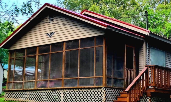 Springville House | ♥Lakeview Springs 150 yds Ky Lake, Pet Friendly - Kayak friendly♥☚
