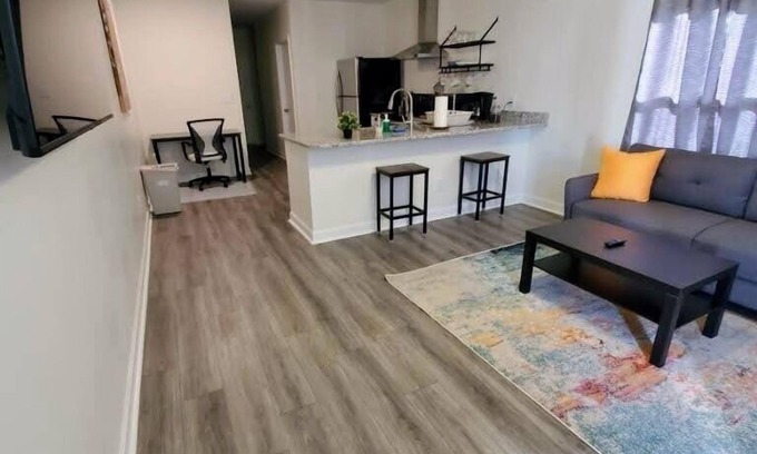 Durham Apartment | Lakewood/Lyon Park Renovated Cottage Near Duke 28A