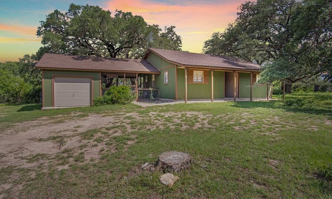 Bandera House | Lambert Park on the Medina