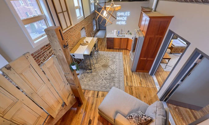 Lancaster Apartment | Lancaster City Stay Apt A