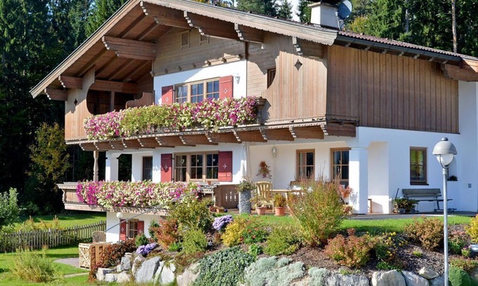 Ellmau Apartment | Landhaus Patricia - Apartment Almrose with 2 bedrooms