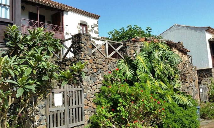 Santa Maria de Guia de Gran Canaria House | Landhouse in agricultural area of North Gran Canaria